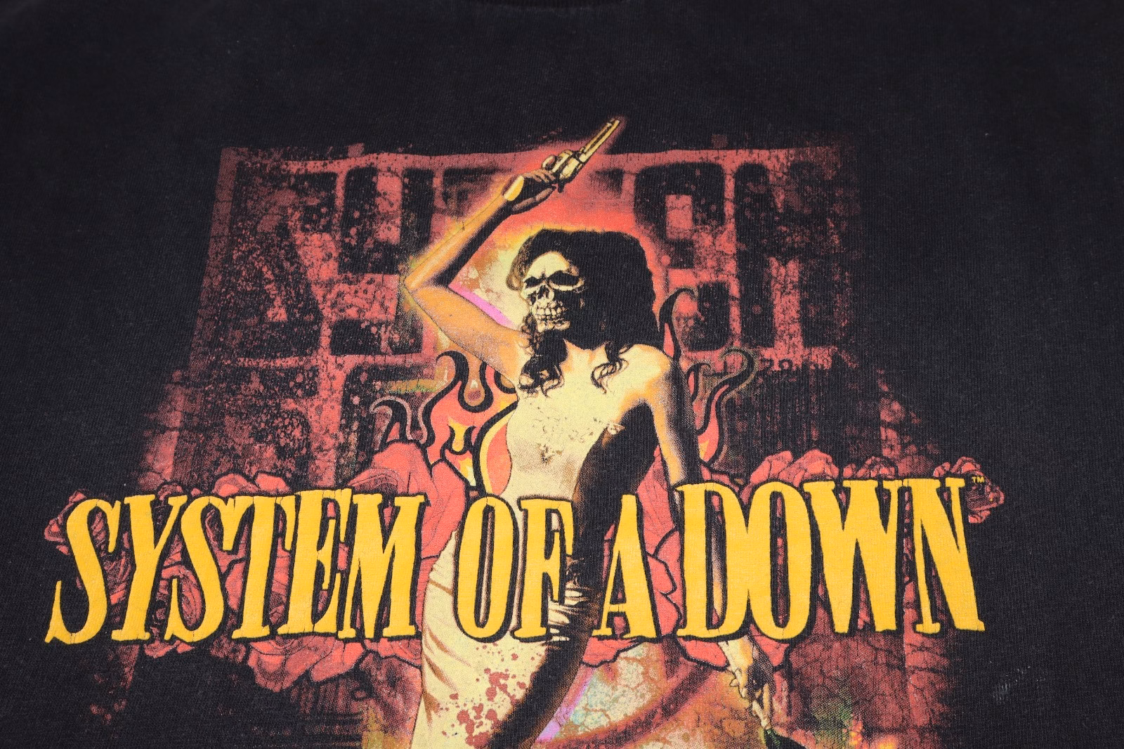 VINTAGE SYSTEM OF A DOWN MEN SHIRT BLACK RARE HEAVY METAL TENNESSEE RIVER SIZE M